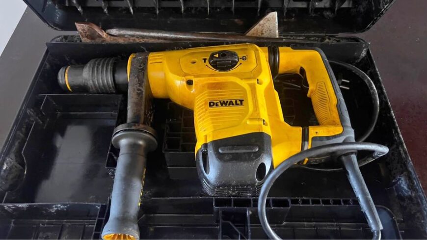 Martelo eléctrico dewalt com 3 pas e 1 bico